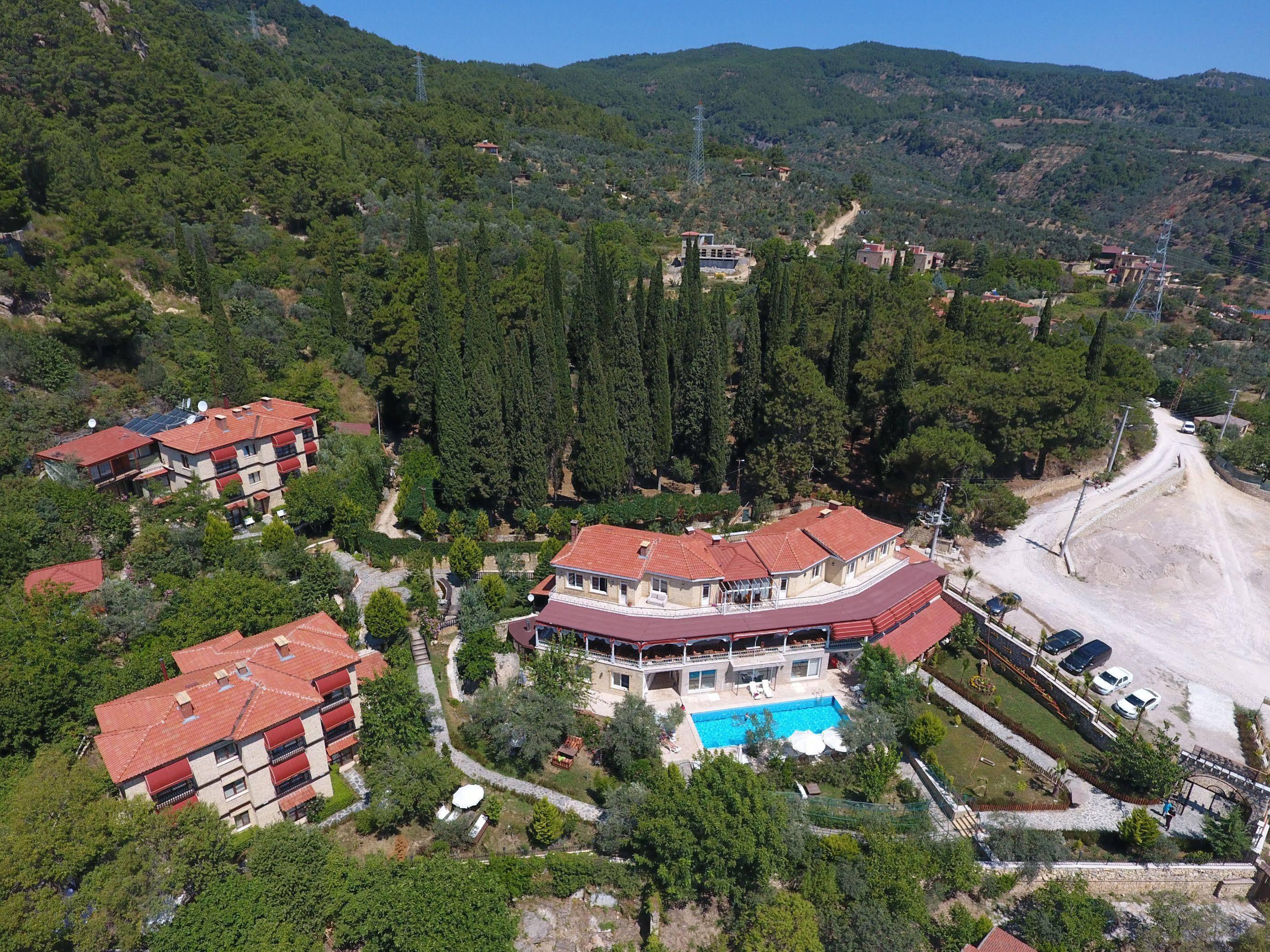Reis Inn Hotel Kazdaglari Küçükkuyu Exteriör bild